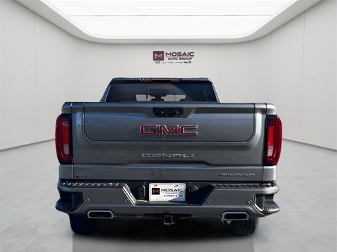 Used 2022 GMC Sierra 1500 Denali w/ Denali Premium Package image 6