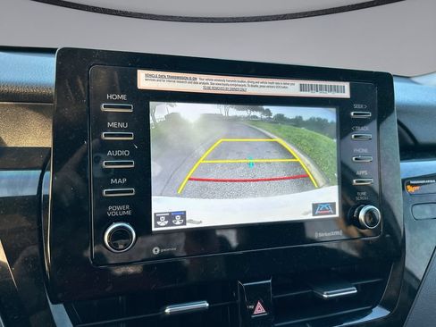 Used 2024 Toyota Camry SE FWD image 23