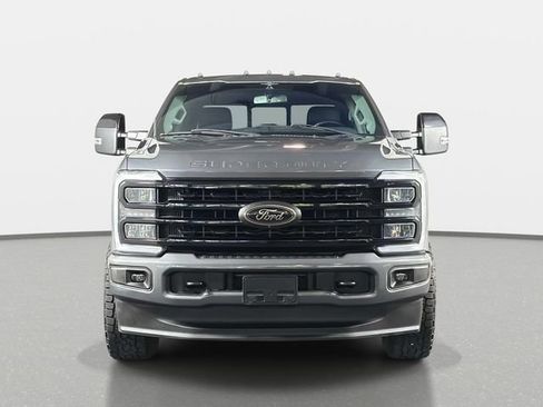 Used 2023 Ford F250 Lariat w/ Black Appearance Package AWD/4WD image 8