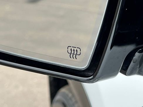 Used 2024 Jeep Wagoneer Launch Edition image 45