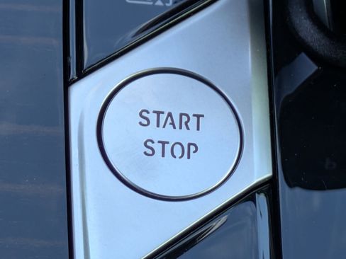 Used 2021 BMW X5 xDrive45e w/ Premium Package image 16