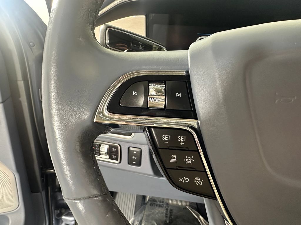 Used 2023 Lincoln Navigator Black Label AWD/4WD image 33