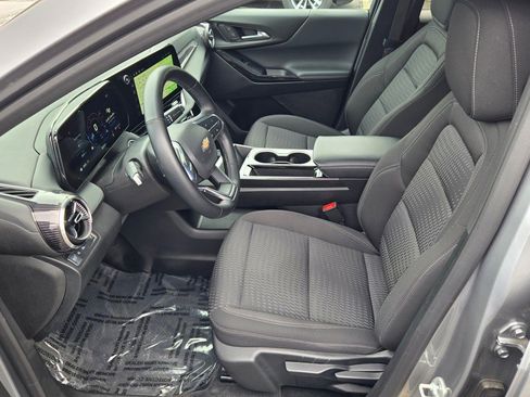Certified 2025 Chevrolet Equinox LT FWD image 21