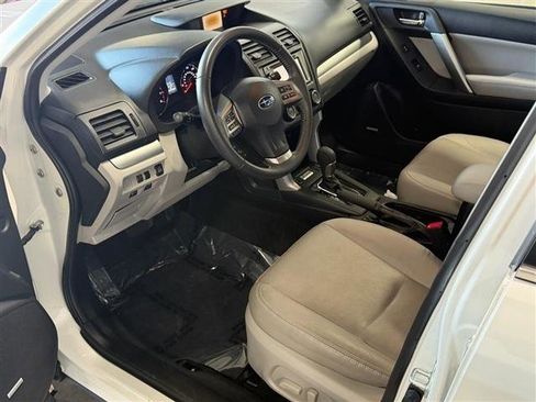 Used 2015 Subaru Forester 2.5i Touring w/ Eyesight & Navigation System AWD/4WD image 5