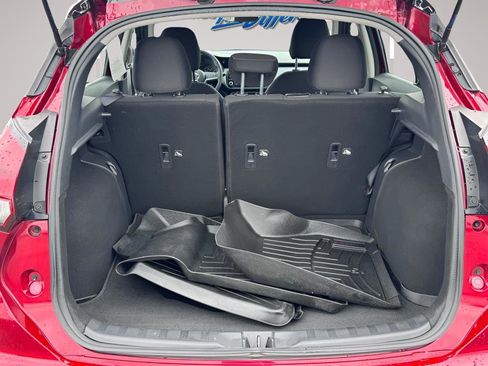 Used 2021 Nissan Kicks SV FWD image 19