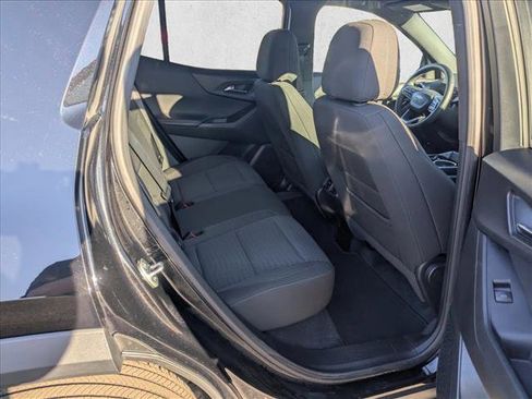 Used 2025 Chevrolet Equinox LT image 18