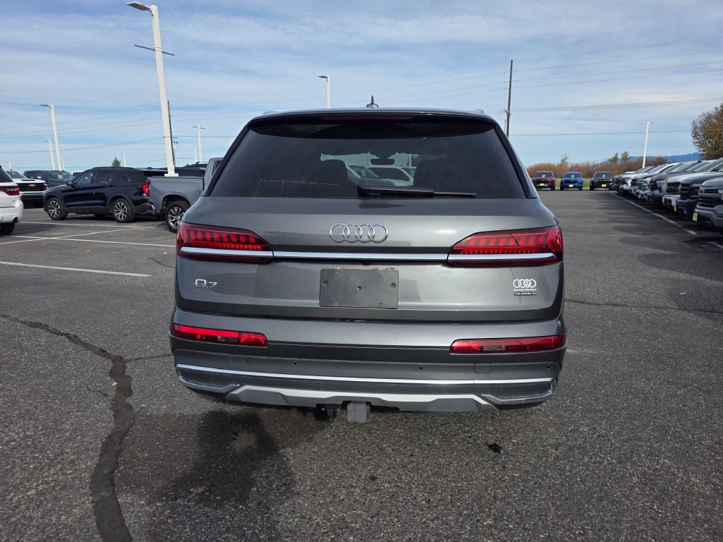 Used 2021 Audi Q7 3.0T Premium Plus AWD/4WD image 3