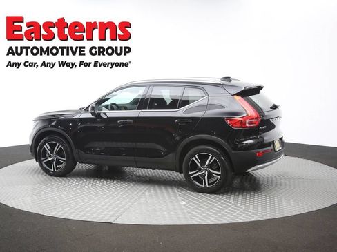 Used 2024 Volvo XC40 B5 Core AWD/4WD image 62