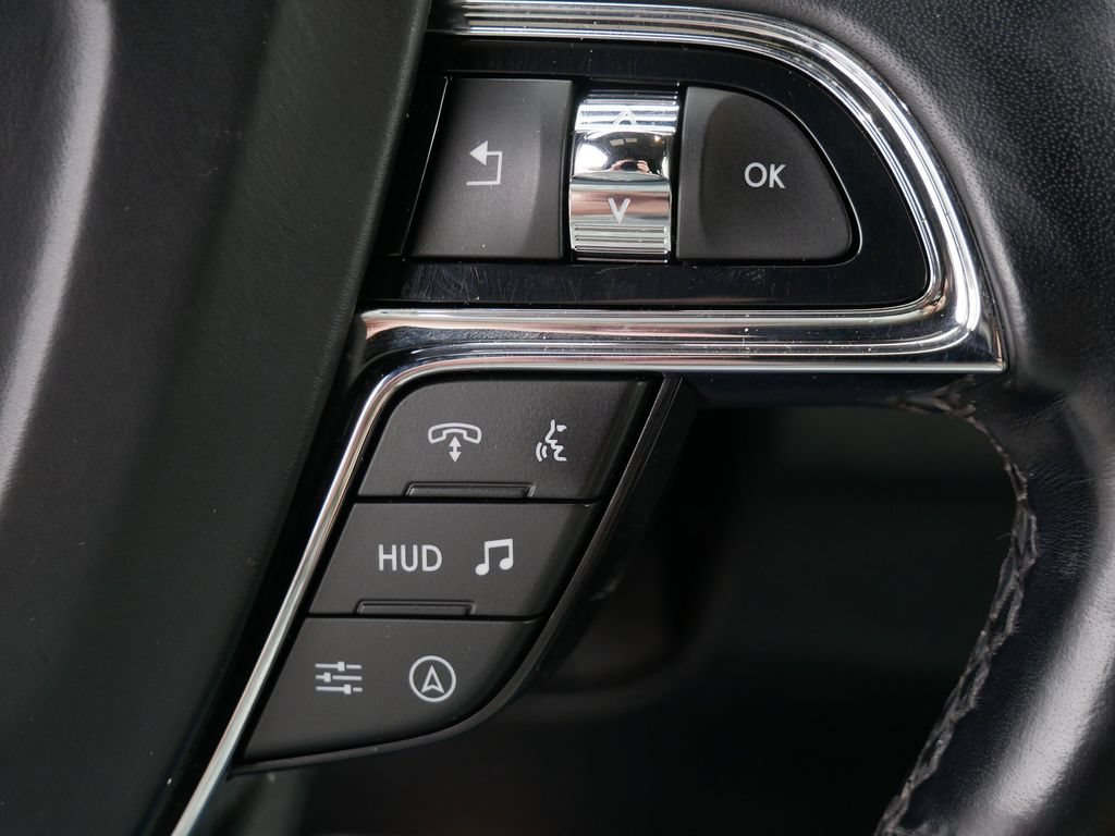 Used 2023 Lincoln Navigator Reserve AWD/4WD image 20