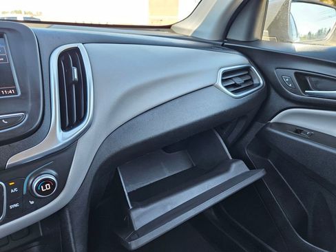 Used 2024 Chevrolet Equinox LT image 19