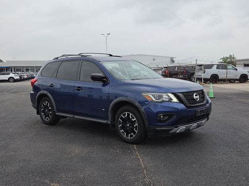 Used 2019 Nissan Pathfinder SL FWD image 8