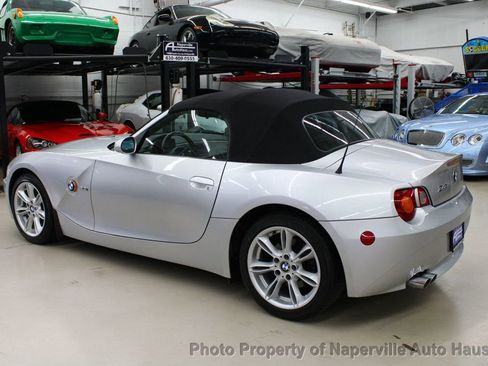 Used 2004 BMW Z4 3.0i image 38