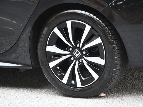 Used 2022 Honda Civic EX image 13