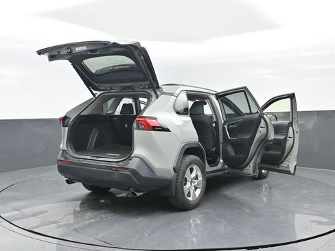 Used 2020 Toyota RAV4 XLE image 20