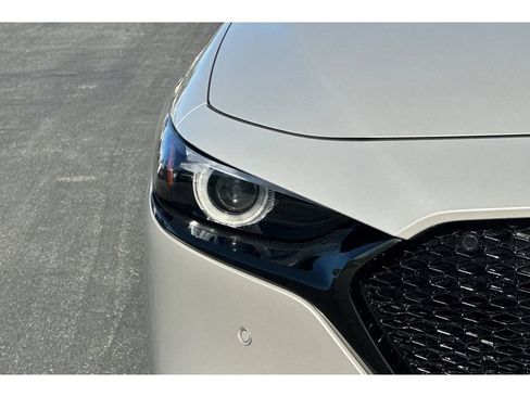 Certified 2025 MAZDA MAZDA3 Hatchback w/Premium Plus Pkg AWD/4WD image 19