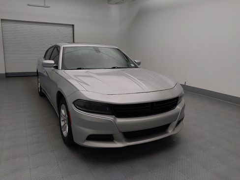 Used 2022 Dodge Charger SXT w/ Leather Interior Group RWD image 14