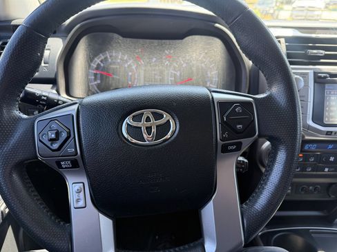 Used 2019 Toyota 4Runner Limited RWD image 11