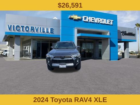 Used 2024 Toyota RAV4 XLE FWD image 2