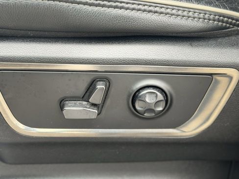 Used 2021 RAM 1500 Limited w/ Night Edition image 21