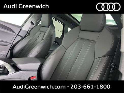 Used 2025 Audi Q5 Premium Plus w/ Premium Plus AWD/4WD image 23