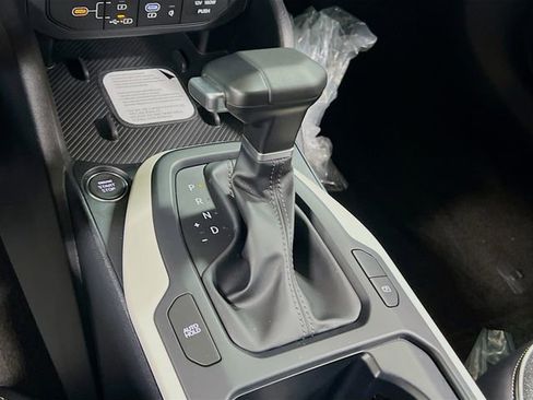 New 2025 Kia K4 GT-Line image 17