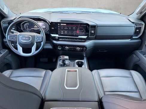 Used 2022 GMC Sierra 1500 SLT w/ SLT Convenience Package image 20