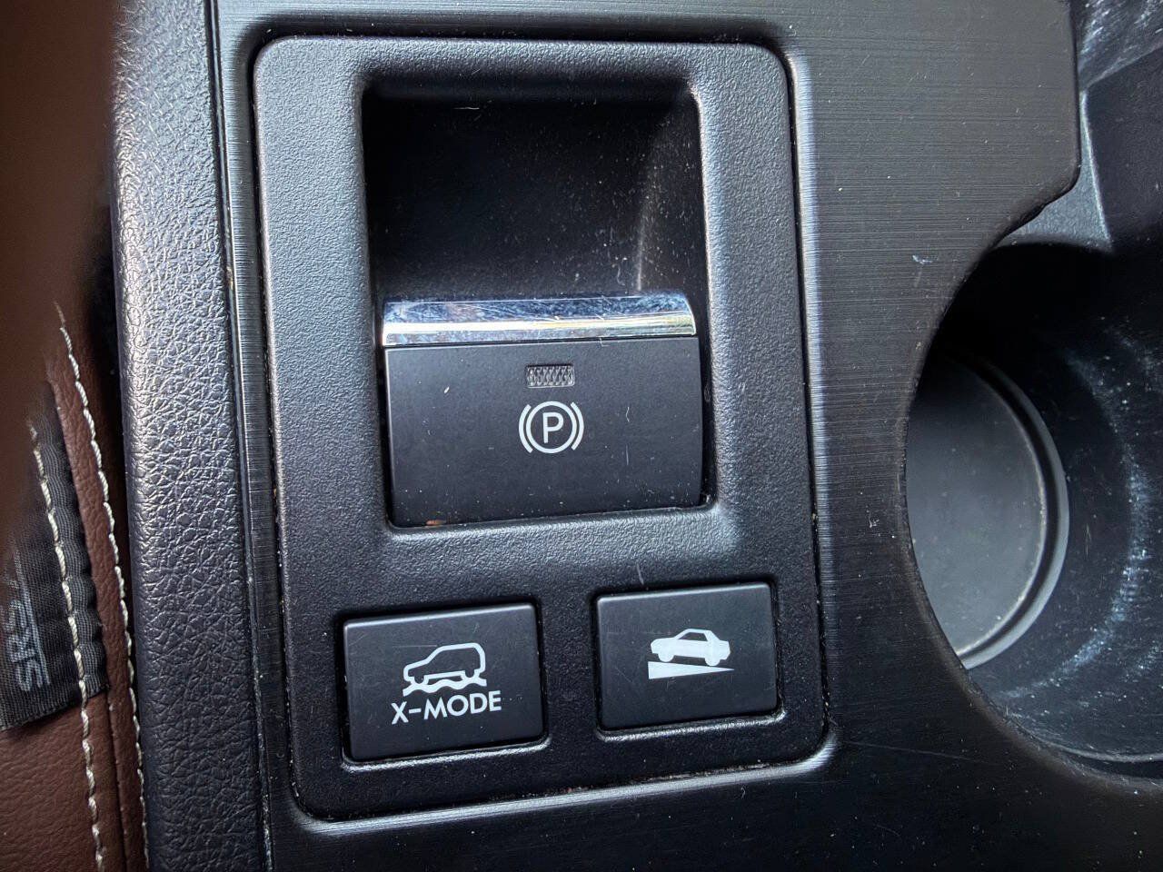 Used 2018 Subaru Outback 2.5i Touring AWD/4WD image 39