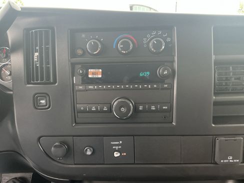 New 2026 Chevrolet Express 3500 Extended RWD image 16