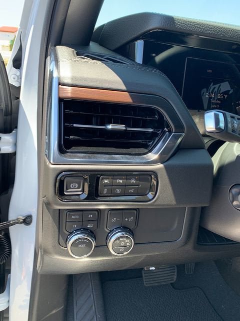 New 2026 GMC Yukon XL Denali AWD/4WD image 22