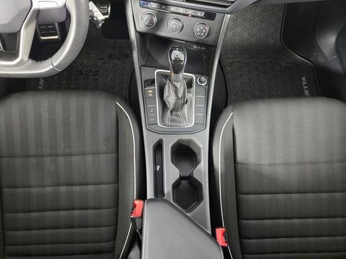 Used 2024 Volkswagen Jetta Sport image 24