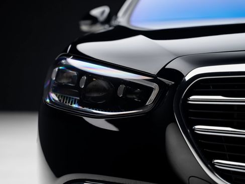 Used 2023 Mercedes-Benz S 580 4MATIC Sedan image 9