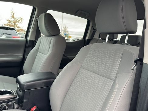 Used 2018 Toyota Tacoma SR5 image 14