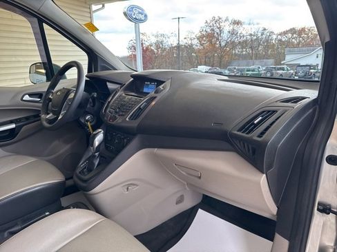 Used 2014 Ford Transit Connect XLT image 23
