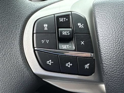 New 2026 Ford Explorer Active RWD image 26