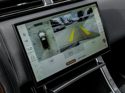 New 2026 Land Rover Range Rover Velar S AWD/4WD image 29