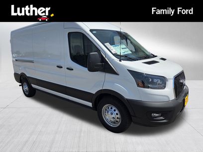 New 2026 Ford Transit 250 148 Medium Roof Extended AWD w/ Exterior Upgrade Package
