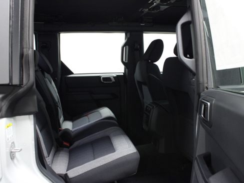 New 2026 Ford Bronco 4-Door image 15
