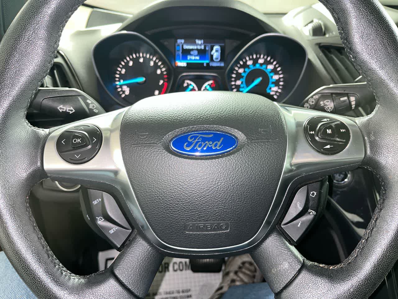 Used 2014 Ford Escape Titanium w/ Equipment Group 401A AWD/4WD image 16