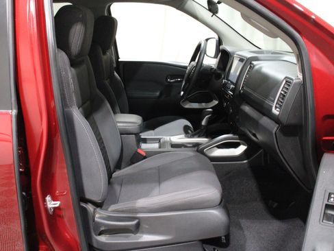 Used 2024 Nissan Frontier SV w/ Technology Package RWD image 27