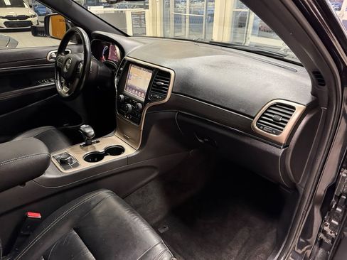 Used 2015 Jeep Grand Cherokee Limited AWD/4WD image 17