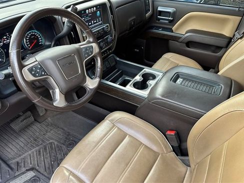 Used 2019 GMC Sierra 2500 Denali w/ Duramax Plus Package image 10