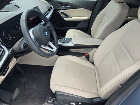 Certified 2024 BMW X1 xDrive28i w/ Convenience Package AWD/4WD image 9