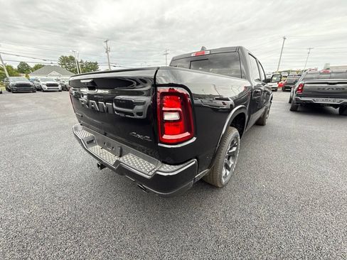 New 2026 RAM 1500 Big Horn AWD/4WD image 5