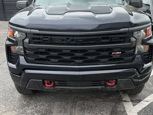 Used 2024 Chevrolet Silverado 1500 Custom Trail Boss AWD/4WD image 1