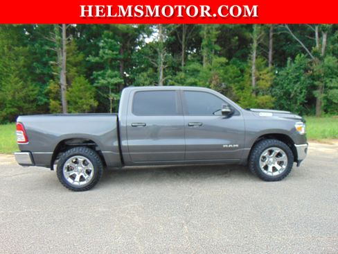 Used 2022 RAM 1500 Big Horn AWD/4WD image 12