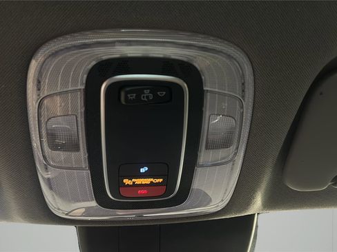 Used 2024 Hyundai Elantra SEL FWD image 21