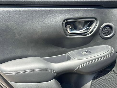 New 2026 Honda HR-V EX-L image 12