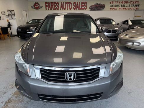 Used 2009 Honda Accord EX image 2