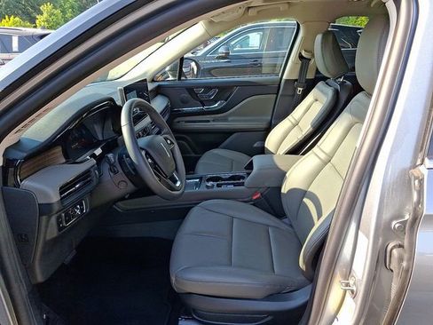 New 2024 Lincoln Corsair Grand Touring w/ Equipment Group 301A AWD/4WD image 6