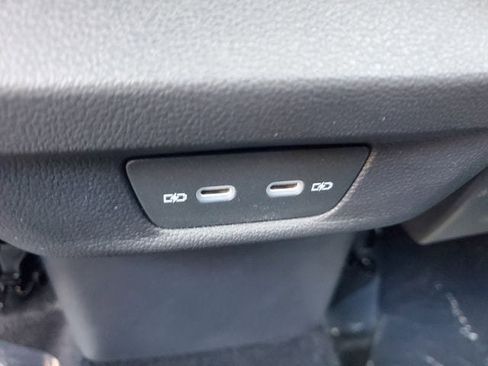 New 2026 Volkswagen Tiguan SE R-Line image 12